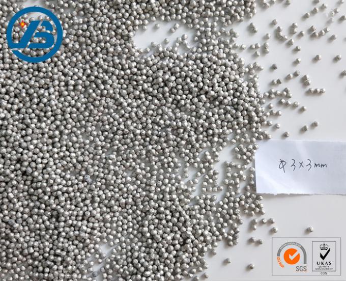 Antioxidant Water Treatment Pellets Evaporating Temperature 600℃